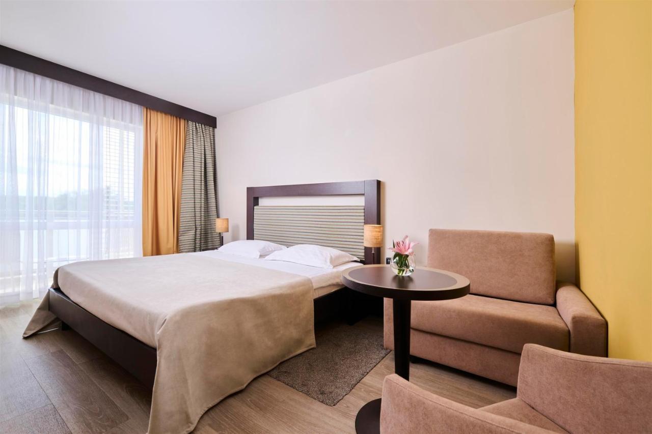 Hotel Garden Istra Plava Laguna Umag Bagian luar foto