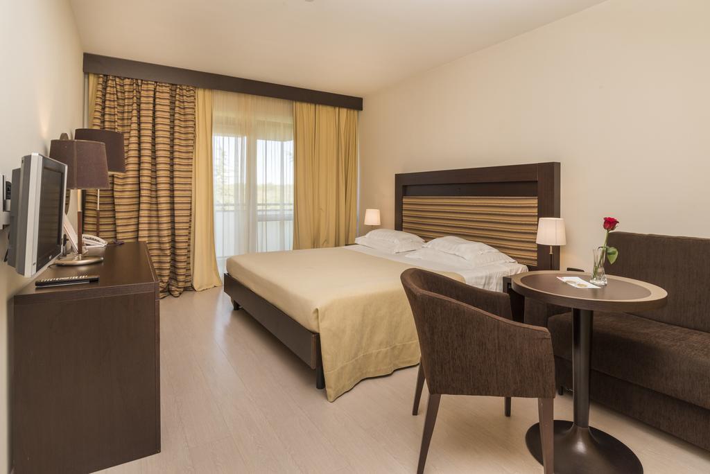 Hotel Garden Istra Plava Laguna Umag Bagian luar foto